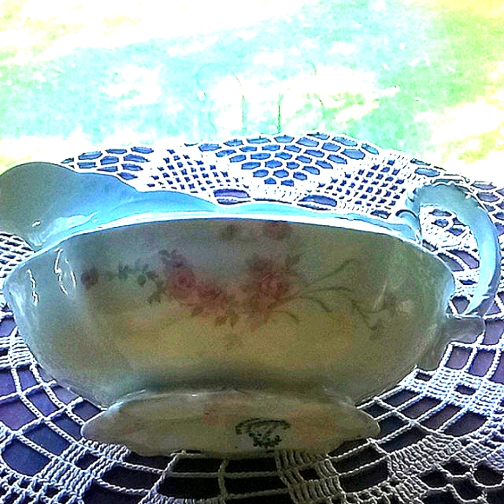 Beautiful rare wm Grindley gravy boat